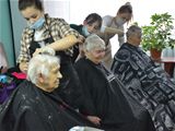 Помощь волонтёров Колледжа бытового сервиса